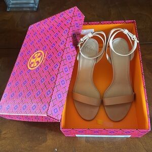 Tory Burch Leather Elana Sandals Open Toe Ankle Strap
